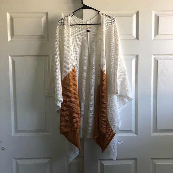 Universal Thread Tops - Universal Thread Poncho